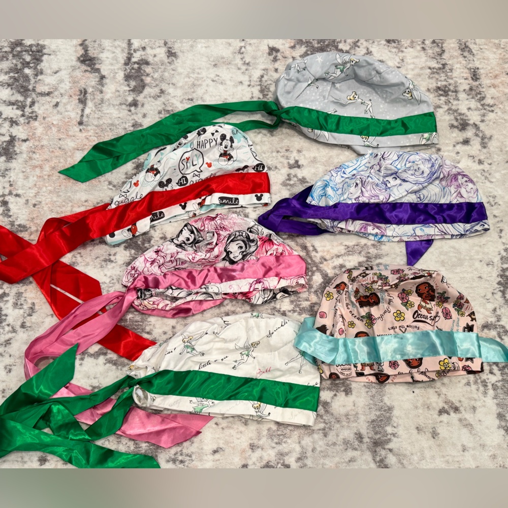 🩺 Handmade KimKaps style Disney print Euro Scrub Cap with Ribbon Lot of 6